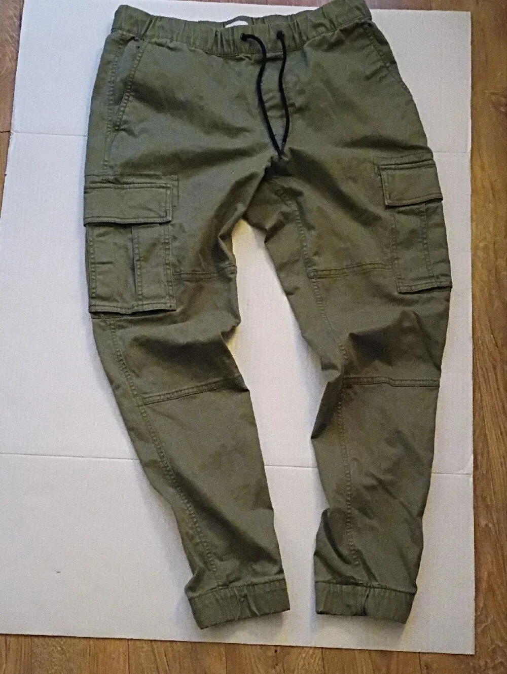 Old Navy lightweight cargo